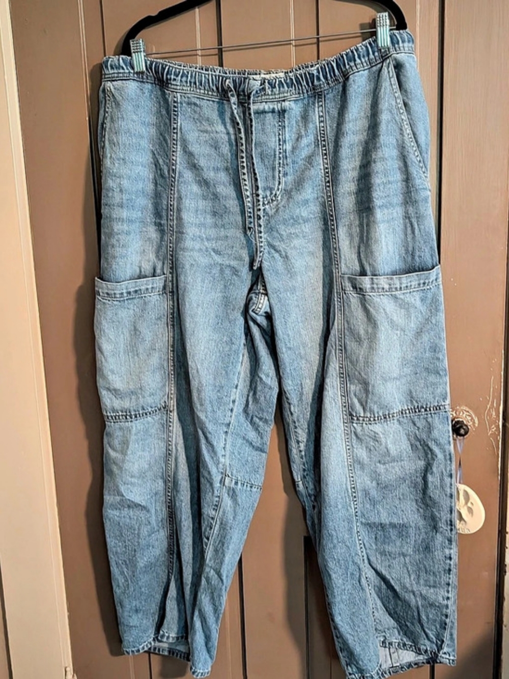 Lucky Brand Barrel Leg Women's Jeans - Size Medium